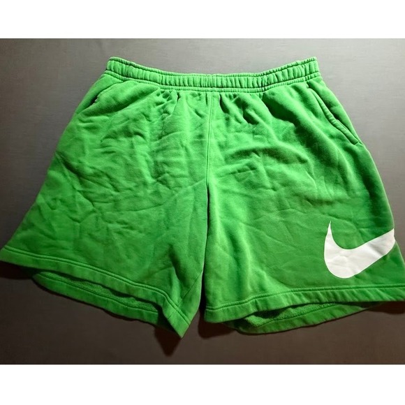 Nike Green Shorts 3XL Mens Big Swoosh Logo Fleece Gym Drawstring Activewear 38x8 - Picture 1 of 8
